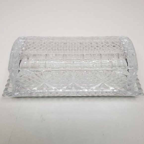 Embossed Diamond Pattern Design Covered Butter Dish Glass 1/4lb Butter Keeper - Picture 12 of 12